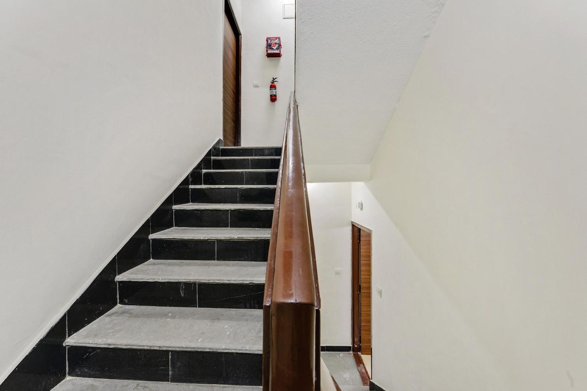 Hotel O Home G-Cloud Near Thirumangalam Metro Station Chennai Exterior foto